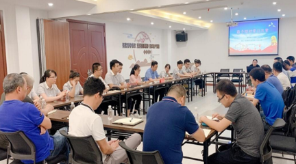 政企同心共克時(shí)艱 飛友黨支部參加黨日共學(xué)活動(dòng)聚焦玩具技術(shù)開(kāi)發(fā)與銷售